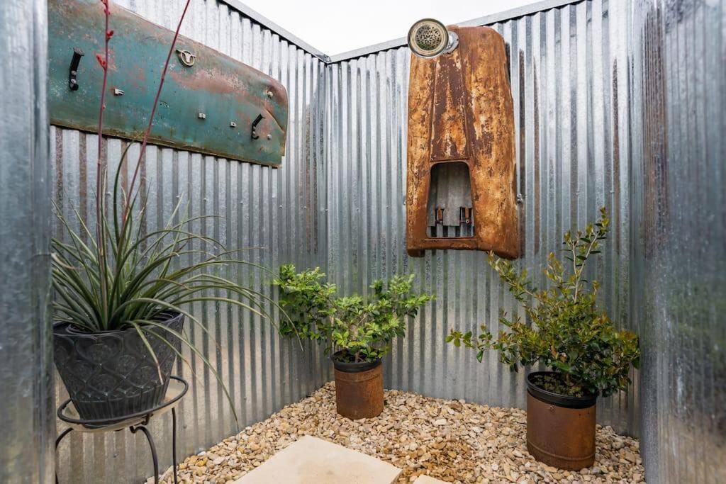 Silo House At Laughing Llama Farm Troy Exterior foto